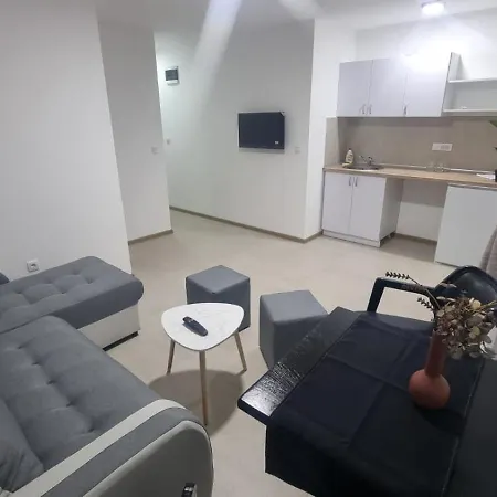 A1-1 Апартаменты *